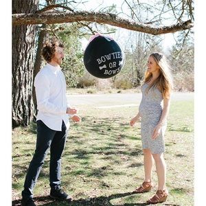 Gender Reveal Confetti Ballon - Bowties or Bows